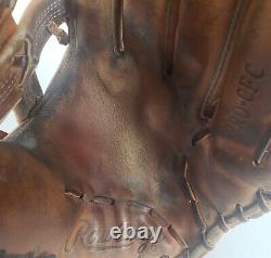 Le meilleur gant de baseball utilisé en jeu signé Robin Yount PSA DNA COA.
