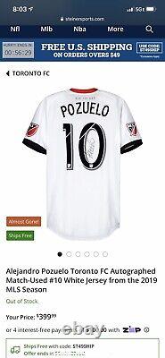 Maillot autographié utilisé par Alejandro Pozuelo lors du jeu de Toronto FC, MVP de la MLS