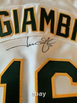 Maillot de route signé Jason Giambi des Oakland Athletics de 2001, taille 52, utilisé lors d'un match.