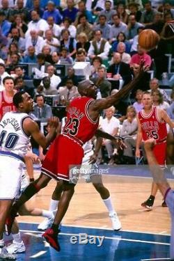 Michael Jordan'98 Finales L. E. Signé Jersey Utah Final Jeu Utilisé Sol Uda