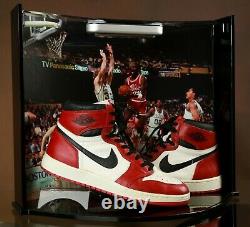 Porte-jeux Nike Air Jordan 1 Baskets Michael Jordan Signé 1985 Saint Graal! Utilisé