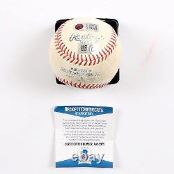 Ronald Acuna Jr a signé une balle de baseball utilisée lors d'un match, Braves d'Atlanta MLB Certifié
